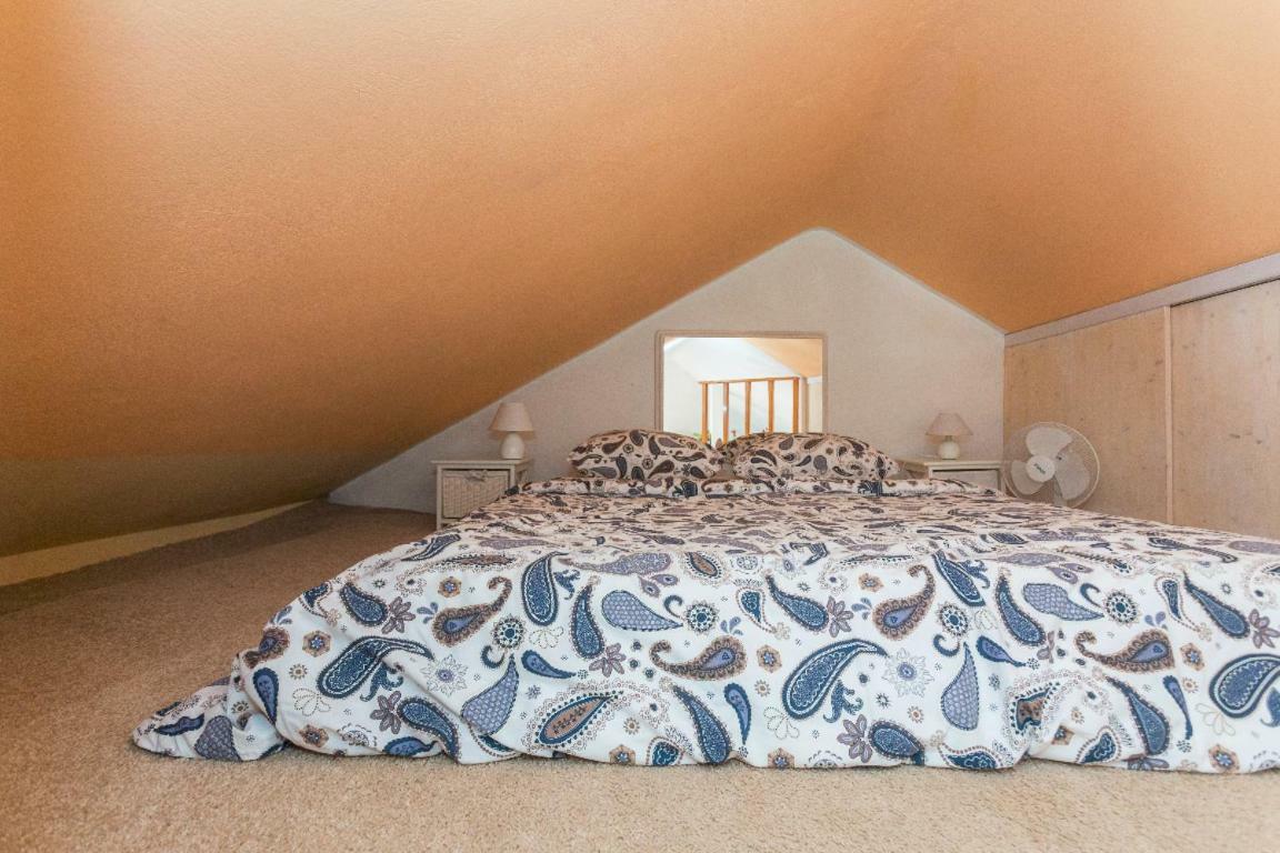 Laura Apartman *