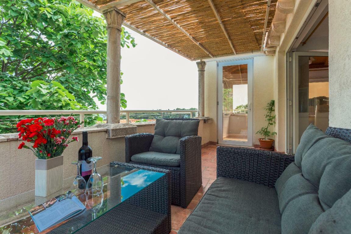 Apartament Laura